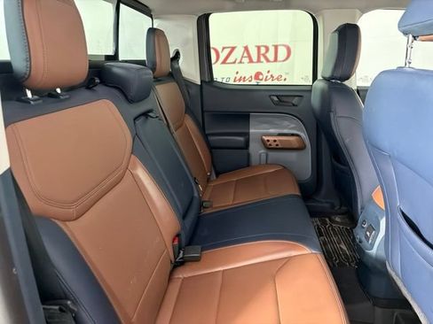 Used 2022 Ford Maverick Lariat w/ Lariat Luxury Package FWD image 18