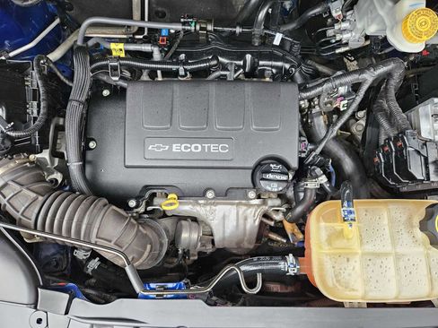 Used 2017 Chevrolet Trax LT w/ Driver Confidence Package image 28