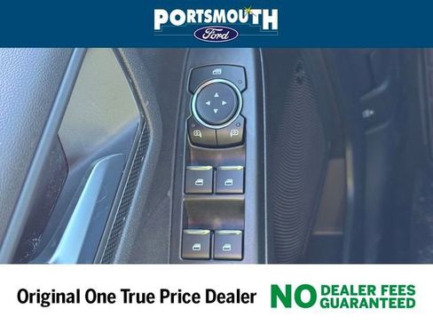 New 2026 Ford Escape ST-Line Select w/ Tech Pack #2 AWD/4WD image 24