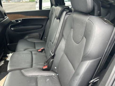 Used 2024 Volvo XC90 T8 Plus w/ Protection Package Premier AWD/4WD image 5