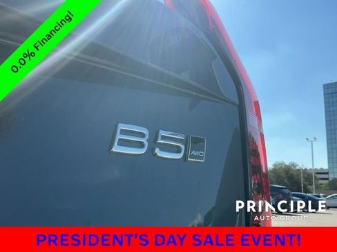 New 2026 Volvo XC90 B5 Plus image 11