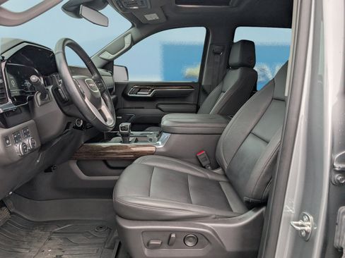Used 2024 GMC Sierra 1500 Elevation w/ Elevation Premium Package AWD/4WD image 17