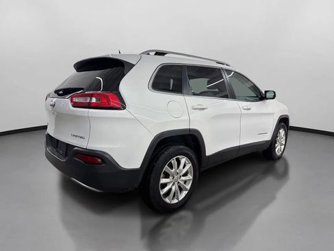 Used 2017 Jeep Cherokee Limited AWD/4WD image 10