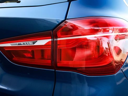 Used 2021 BMW X1 sDrive28i w/ Convenience Package image 40