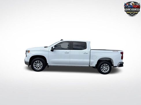 Used 2023 Chevrolet Silverado 1500 LT AWD/4WD image 2