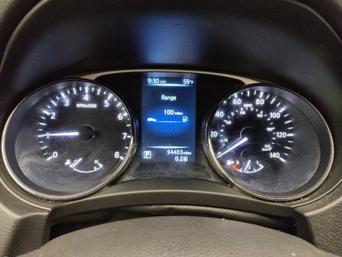 Used 2016 Nissan Rogue S w/ Appearance Package FWD image 23