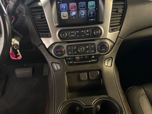 Used 2019 Chevrolet Tahoe LT image 8