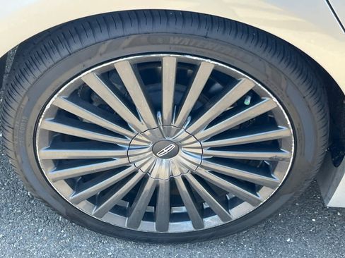 Used 2018 Lincoln MKZ Reserve image 14
