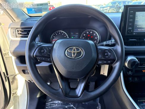 Used 2022 Toyota RAV4 LE w/ Carpet Mat Package (TMS) image 18