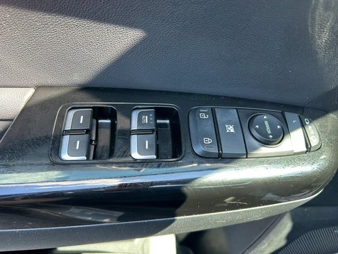 Used 2019 Kia Sportage EX w/ Option Group 040 AWD/4WD image 34