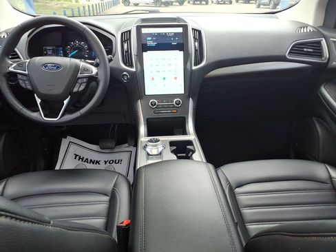 Certified 2023 Ford Edge SEL w/ Convenience Package AWD/4WD image 12
