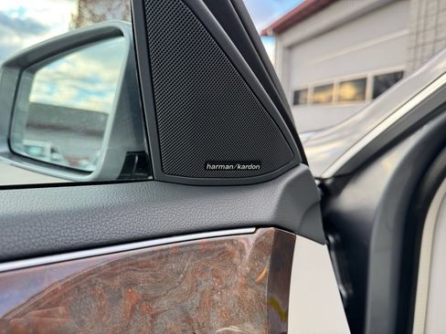 Used 2014 Mercedes-Benz E 350 4MATIC Wagon image 13