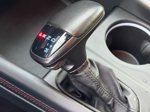 Used 2024 Dodge Durango GT RWD image 15
