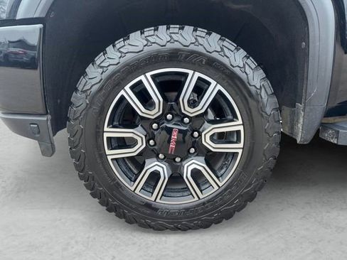 Certified 2022 GMC Sierra 2500 AT4 w/ Driver Alert Package I image 24