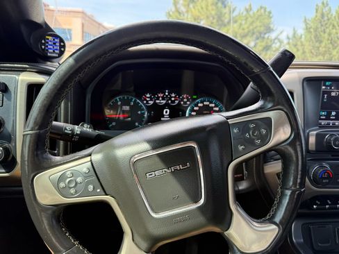 Used 2019 GMC Sierra 2500 Denali AWD/4WD image 31