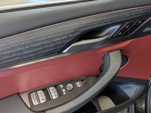 Used 2024 BMW X3 xDrive30i w/ Premium Package w/ZPA image 19