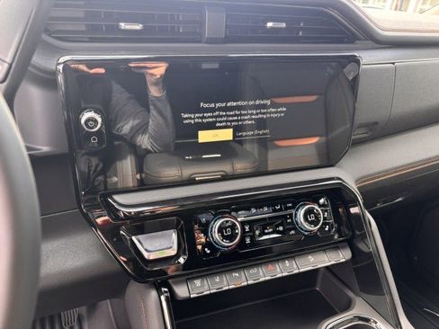 New 2026 GMC Sierra 2500 AT4 w/ AT4 Premium Plus Package image 21