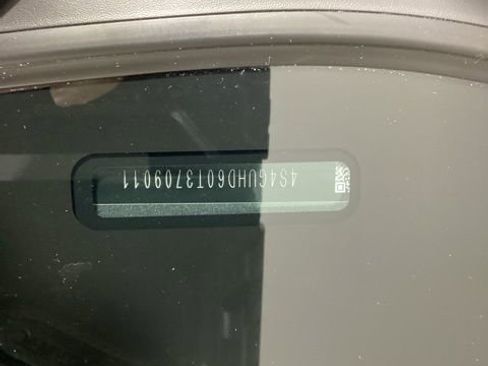 Certified 2026 Subaru Crosstrek 2.0i Premium w/ Convenience Package #2 image 13