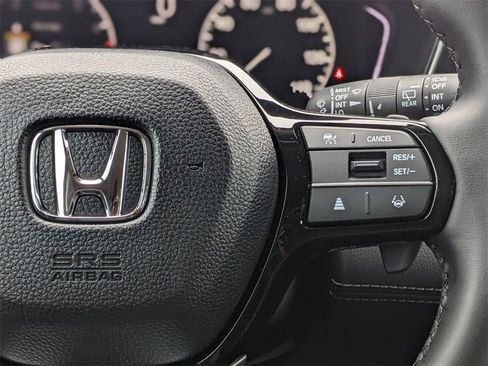 New 2025 Honda Pilot Touring image 27