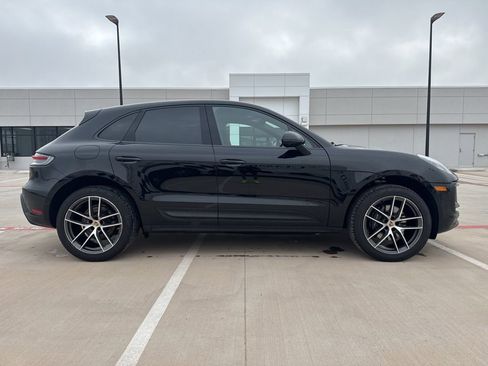Used 2022 Porsche Macan image 6