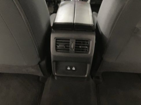 Used 2024 Nissan Rogue SV image 24