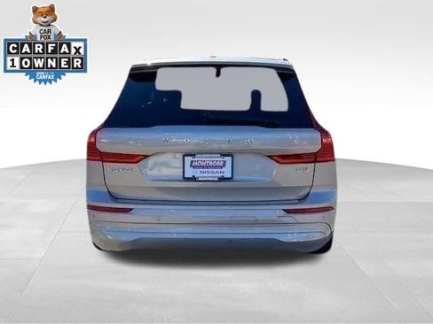 Used 2022 Volvo XC60 B5 Momentum w/ Protection Package Premier image 4