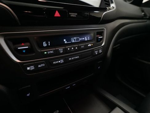 Certified 2024 Honda Passport TrailSport image 21