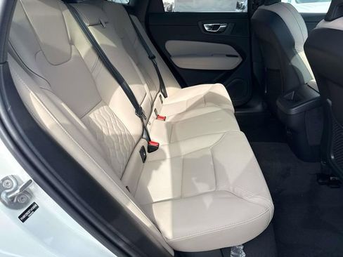 New 2026 Volvo XC60 B5 Plus image 12
