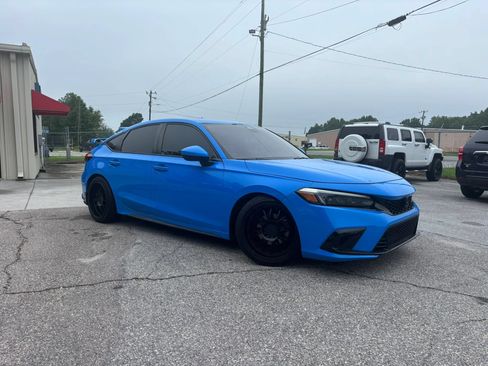 Used 2023 Honda Civic Sport image 3