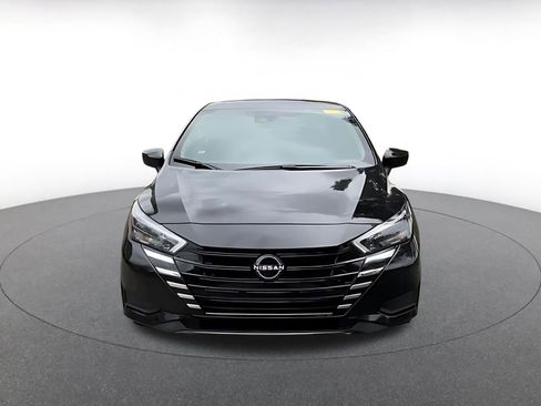 Used 2025 Nissan Versa SV image 5