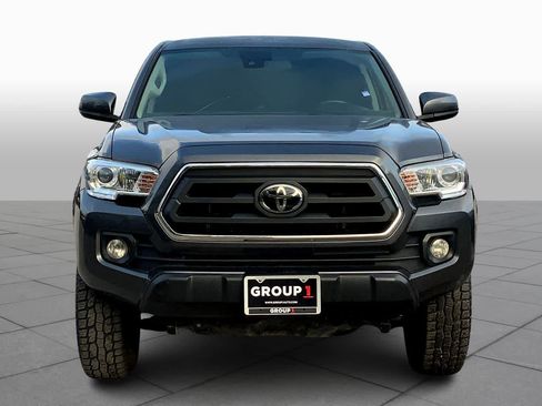 Used 2023 Toyota Tacoma SR5 RWD image 4