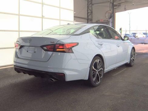 Certified 2025 Nissan Altima 2.5 SR w/ SR Premium Package image 4