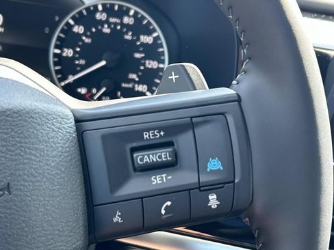 New 2026 Nissan Pathfinder SV w/ SV Premium Package FWD image 30