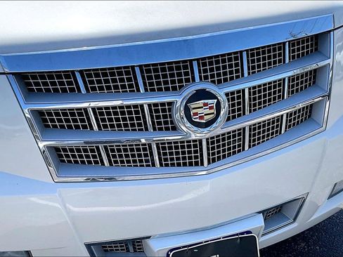 Used 2014 Cadillac Escalade Platinum image 40
