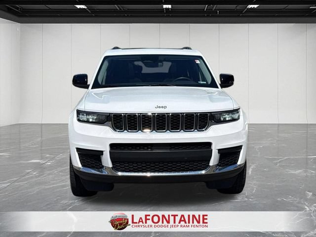 Used 2024 Jeep Grand Cherokee L Laredo AWD/4WD image 8