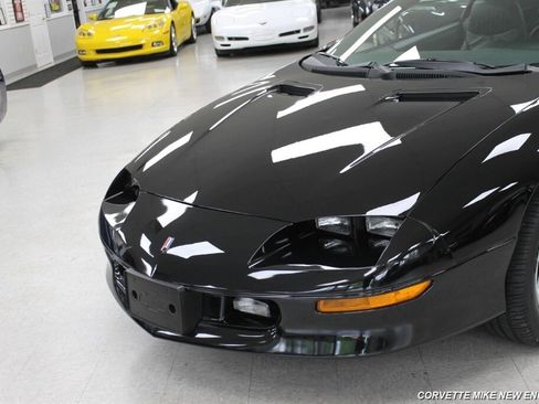 Used 1995 Chevrolet Camaro Z28 image 15