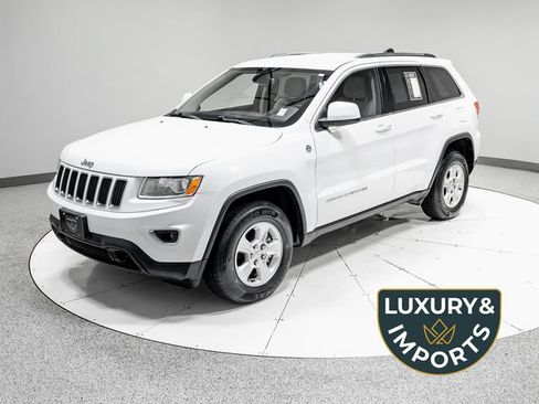 Used 2016 Jeep Grand Cherokee Laredo w/ Quick Order Package 23E AWD/4WD image 1