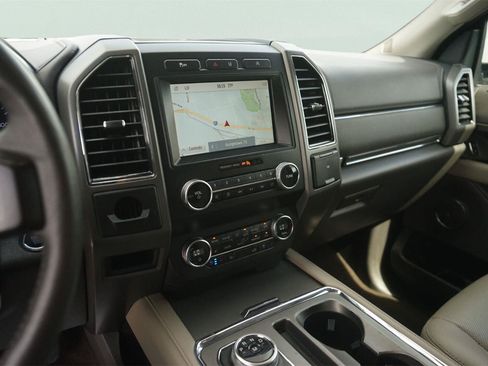 Used 2020 Ford Expedition XLT w/ Equipment Group 202A RWD image 29