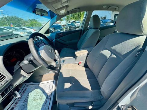 Used 2010 Nissan Altima 2.5 S image 21