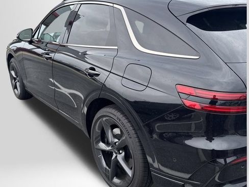 Used 2026 Genesis GV70 2.5T Sport Prestige AWD/4WD image 7