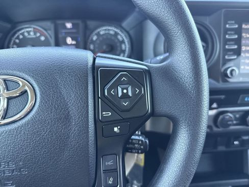 Used 2022 Toyota Tacoma SR image 30