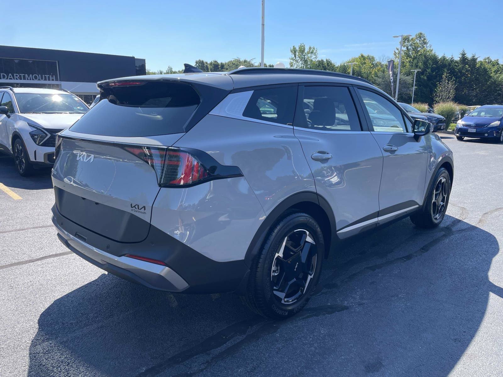 Used 2026 Kia Sportage EX w/ EX Panorama Roof Package FWD image 9