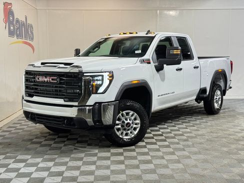 New 2026 GMC Sierra 2500 Pro image 2
