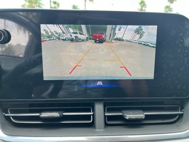 Used 2025 Chevrolet Trax LT w/ Driver Confidence Package FWD image 14