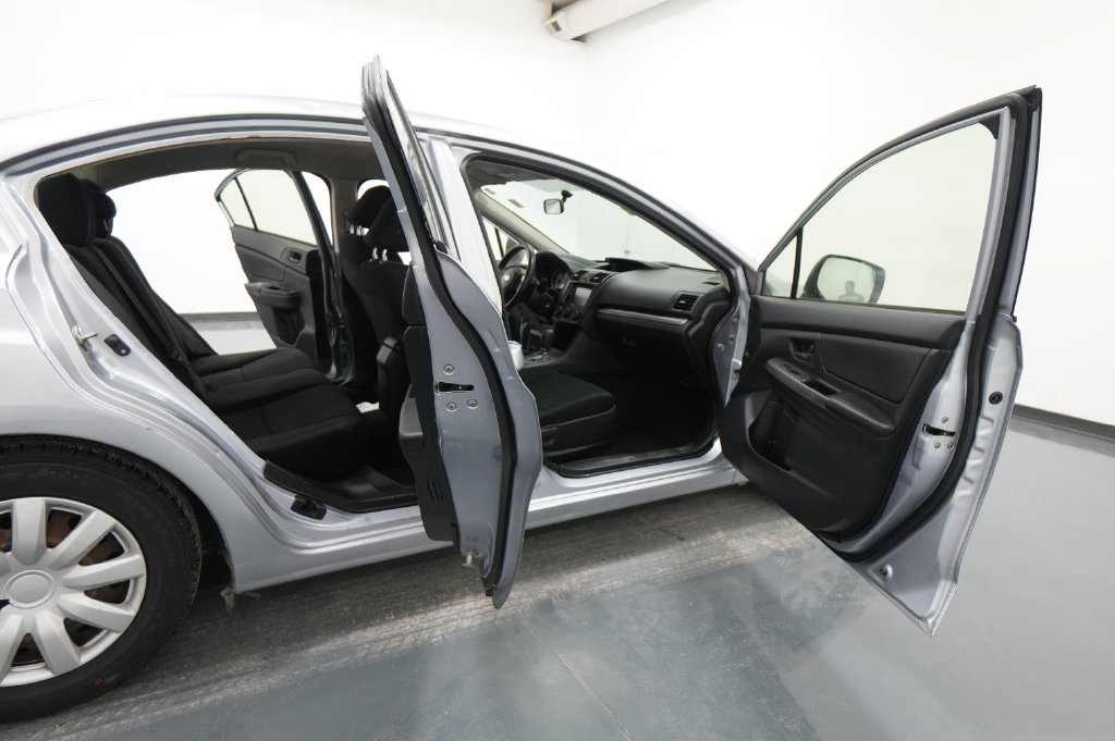 Used 2013 Subaru Impreza 2.0i AWD/4WD image 23