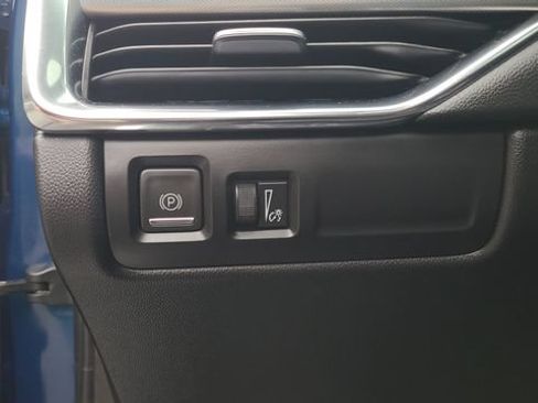 Used 2019 Cadillac XT4 Premium Luxury AWD/4WD image 14