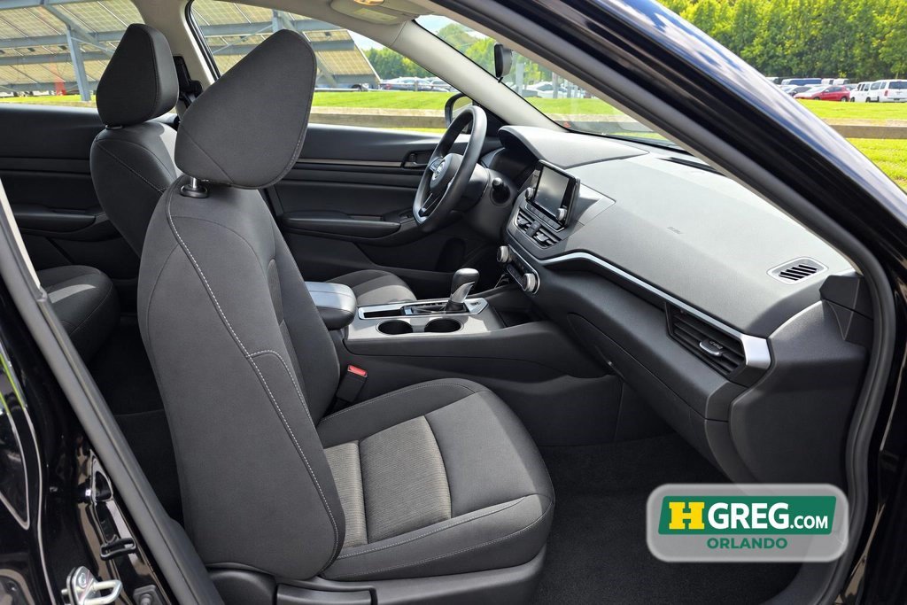 Used 2023 Nissan Altima 2.5 S FWD image 14