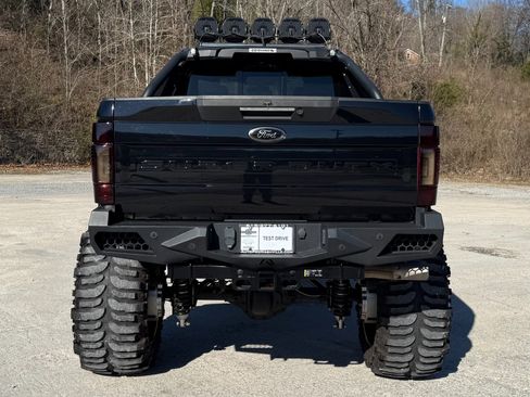 Used 2021 Ford F250 Lariat image 6