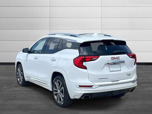 Used 2019 GMC Terrain Denali w/ Driver Alert Package II image 3