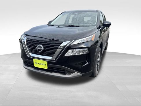 Used 2023 Nissan Rogue SV AWD/4WD image 2